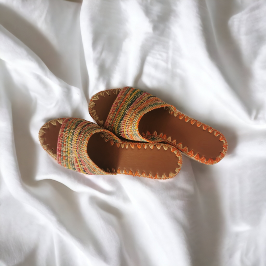 Handmade Moroccan raffia sandals by BerberSole