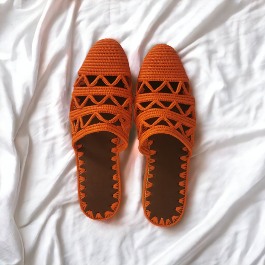 Handmade Moroccan raffia sandals by BerberSole