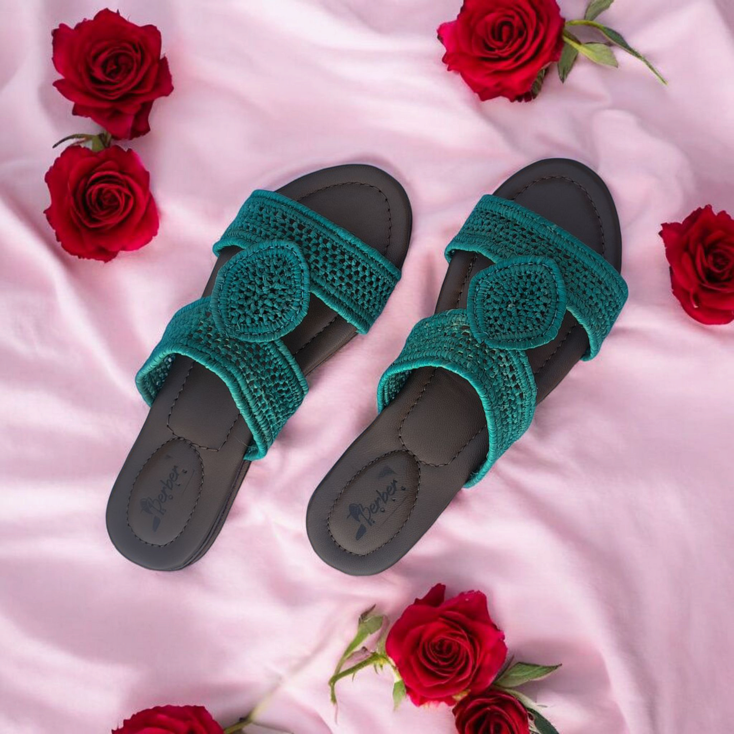 Handmade Raffia Sandals in Natural Fiber Design