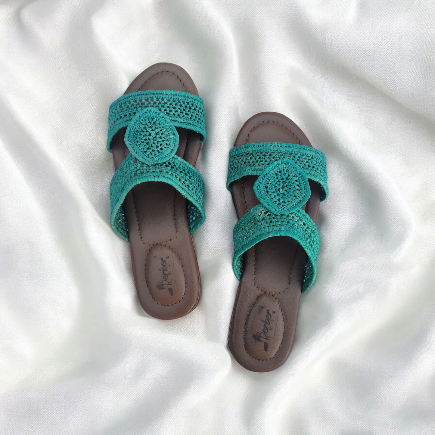 Handmade Raffia Sandals in Natural Fiber Design