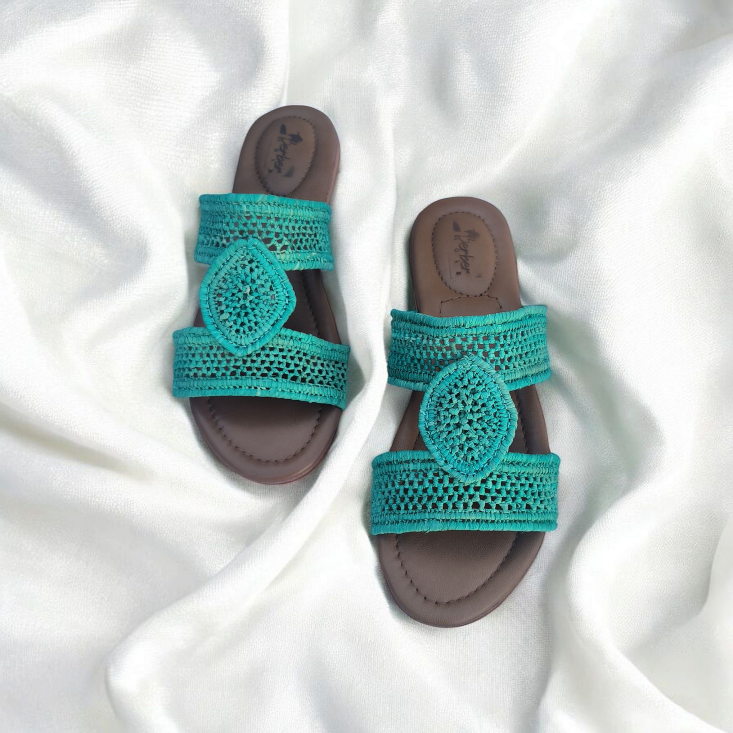 Handmade Raffia Sandals in Natural Fiber Design