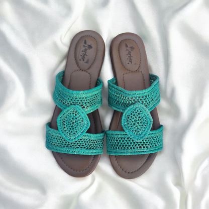 Handmade Raffia Sandals in Natural Fiber Design