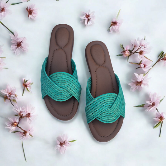 Handmade Women’s Sandals in Natural Raffia Fiber