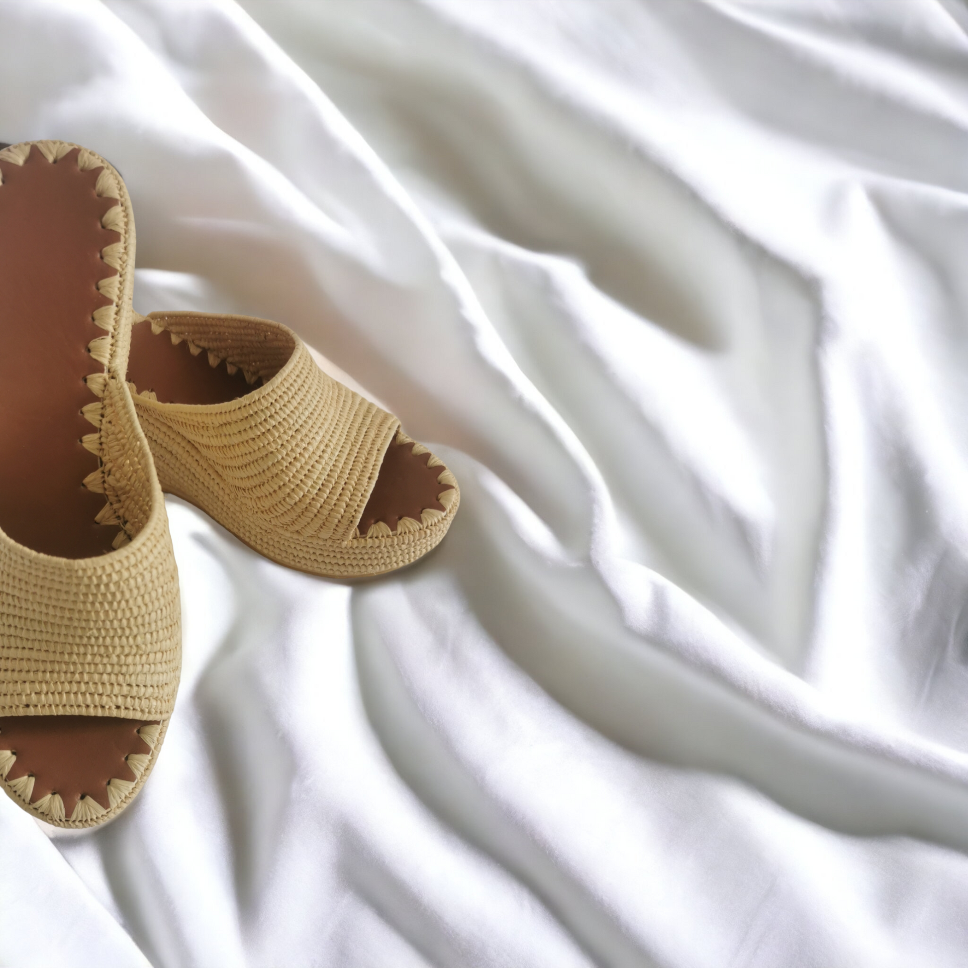 Handmade Moroccan raffia sandals by BerberSole
