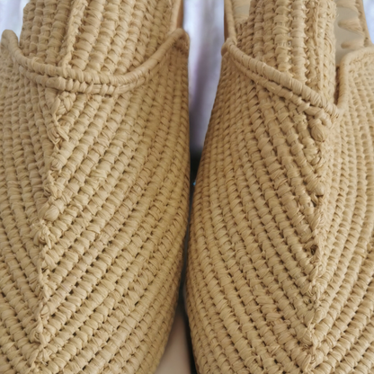 Handmade Moroccan raffia sandals by BerberSole