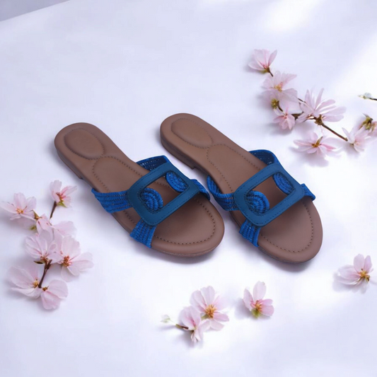 Golden Dunes – Handwoven Moroccan Raffia Slippers | Elegant Indoor-Outdoor Wear