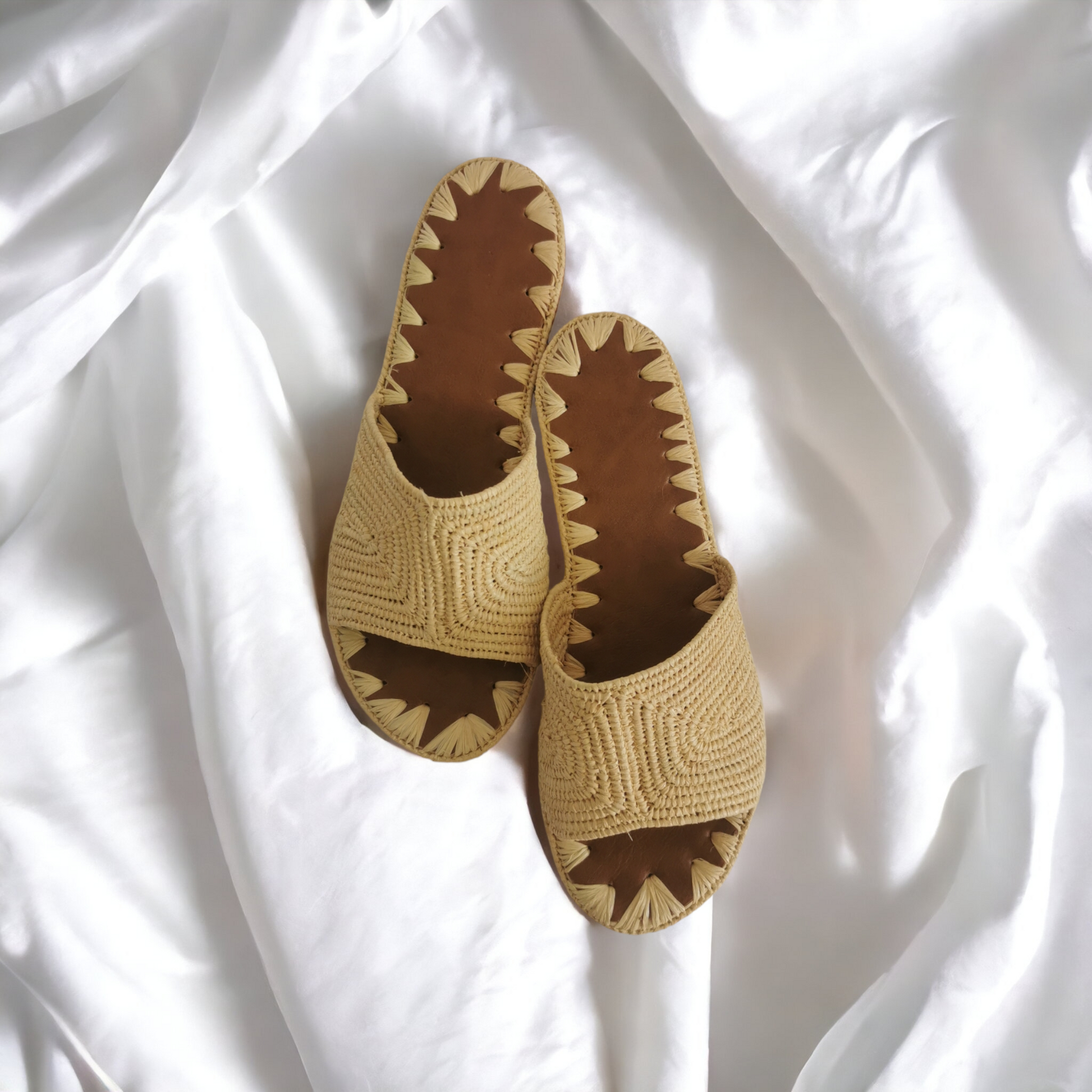 Handmade Moroccan raffia sandals by BerberSole