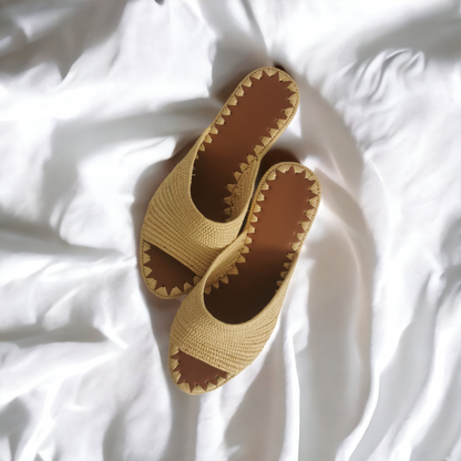 Handmade Moroccan raffia sandals by BerberSole