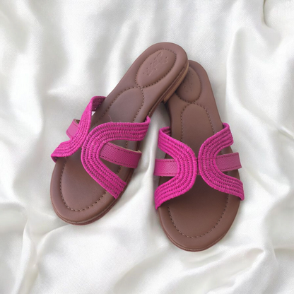 Amber Souk – Handwoven Moroccan Raffia Slippers | Elegant Indoor-Outdoor Wear