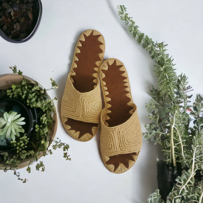 Handmade Moroccan raffia sandals by BerberSole