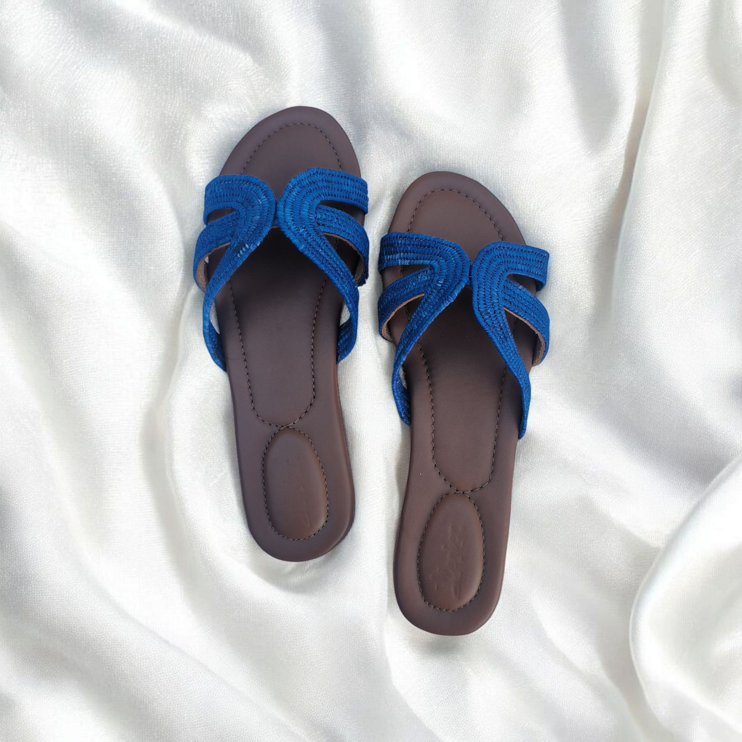 Comfortable Flat Slides - Raffia Sandals with Soft Footbed
