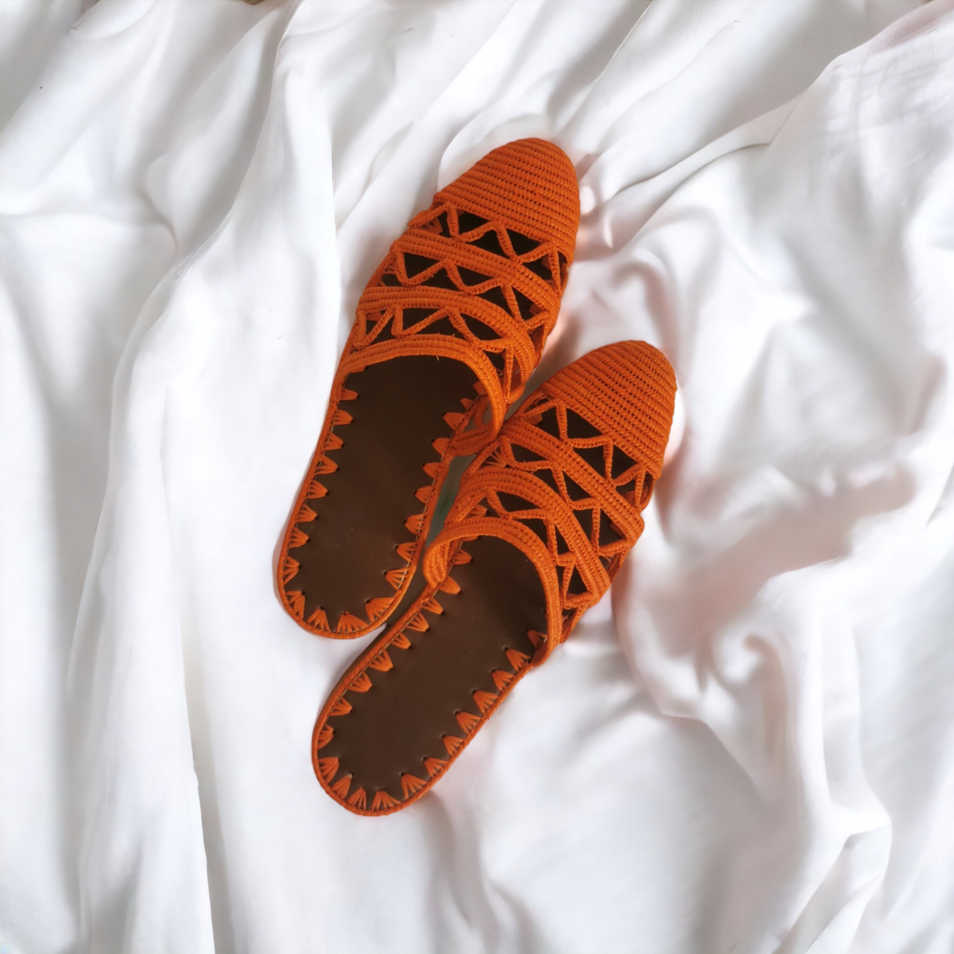 Handmade Moroccan raffia sandals by BerberSole