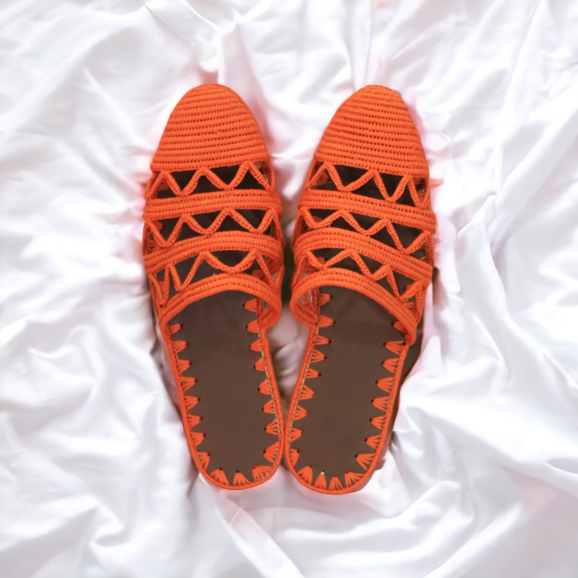 Handmade Moroccan raffia sandals by BerberSole