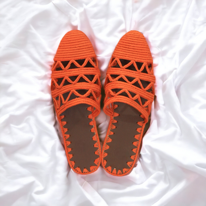Handmade Moroccan raffia sandals by BerberSole