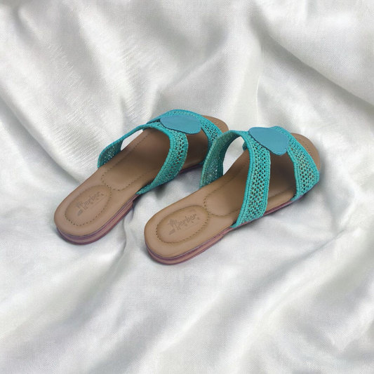 Timeless Step sandals – Handwoven Moroccan Raffia Slippers