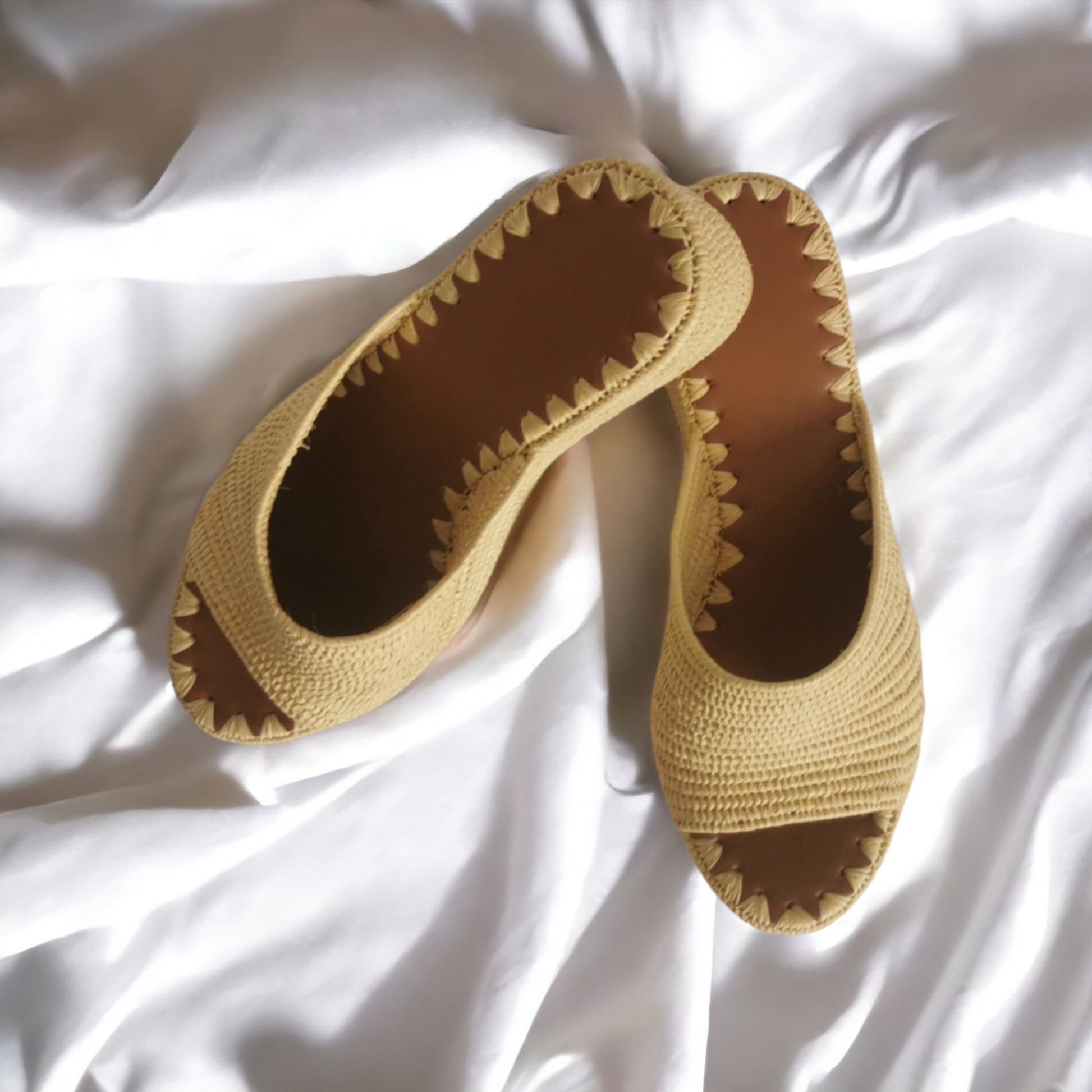 Handmade Moroccan raffia sandals by BerberSole