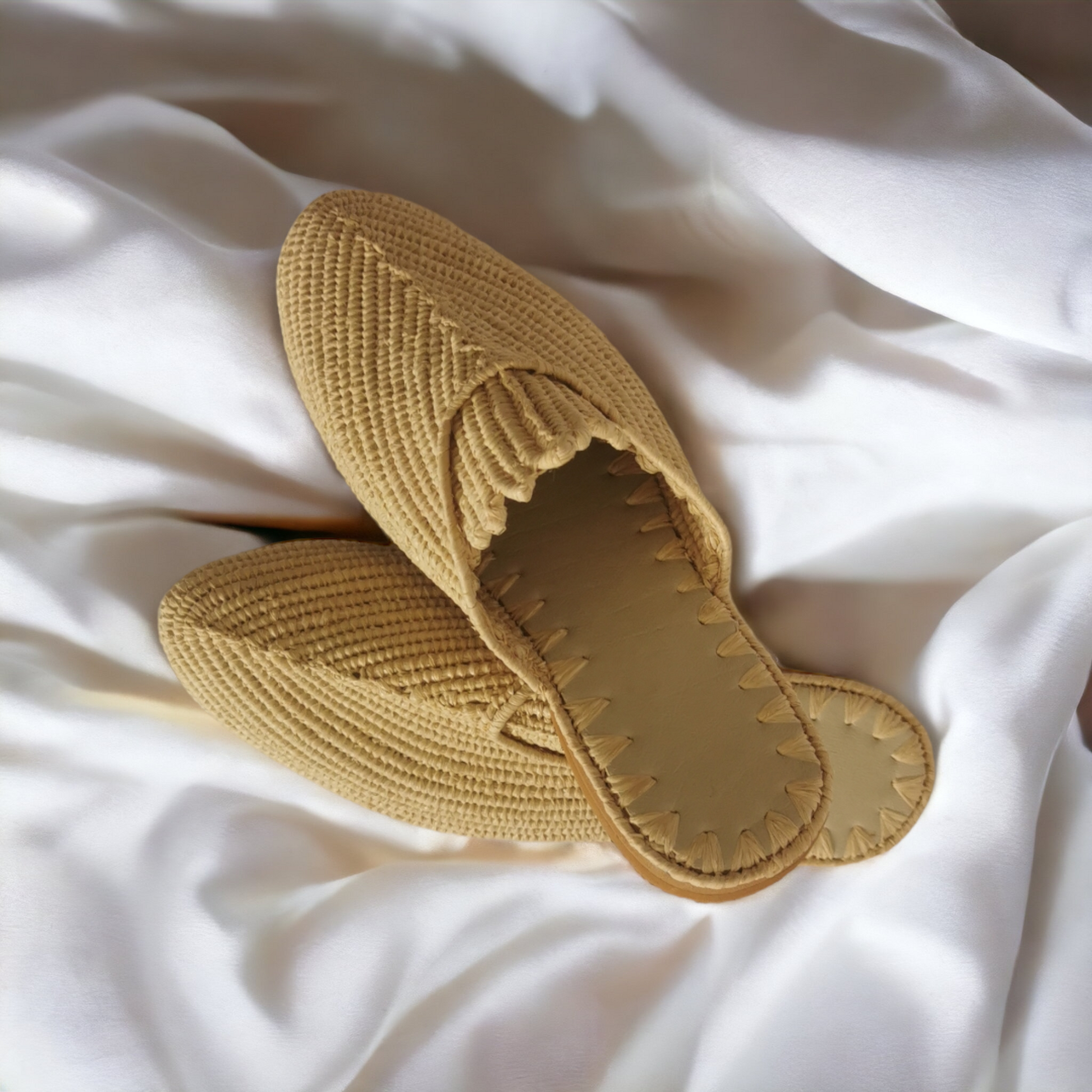 Handmade Moroccan raffia sandals by BerberSole